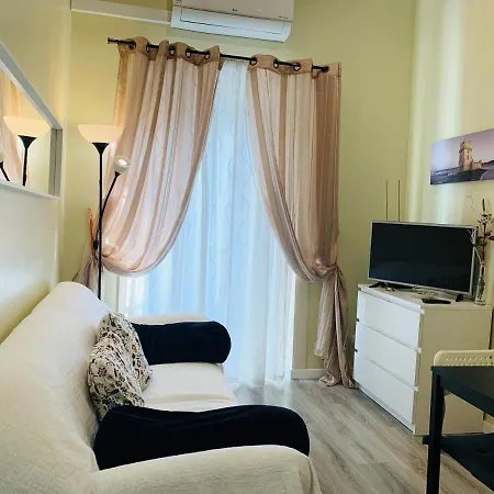 Excellent 2 Bedroom In Apartament