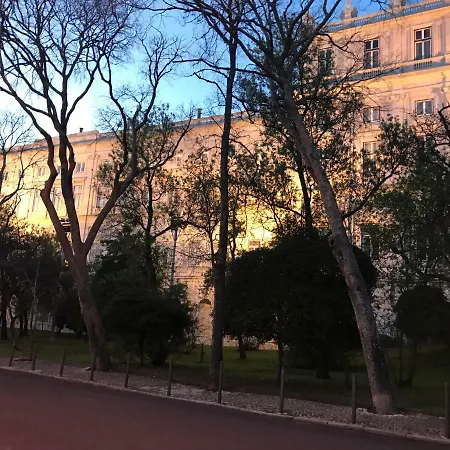 Excellent 2 Bedroom In Apartment Lisbon