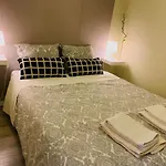 Excellent 2 Bedroom In Lägenhet *