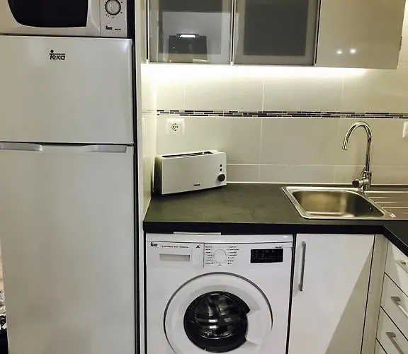 Excellent 2 Bedroom In Apartman
