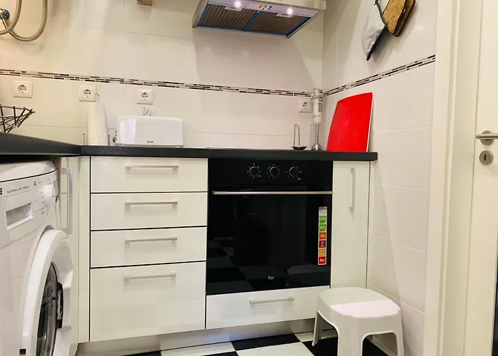 Excellent 2 Bedroom In *